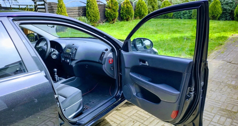 Hyundai I30 cena 13900 przebieg: 262000, rok produkcji 2007 z Ciechocinek małe 781